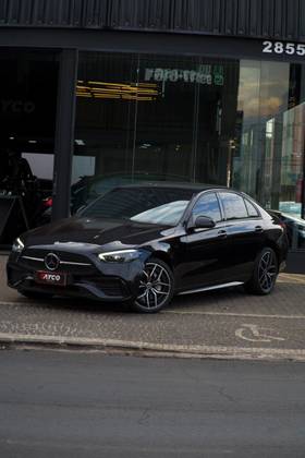 MERCEDES-BENZ C 300 2.0 EQ BOOST HÍBRIDO AMG LINE 9G-TRONIC