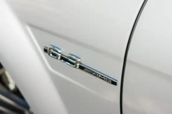 MERCEDES-BENZ-C 63 AMG-2012