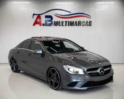 MERCEDES-BENZ CLA 200 1.6 VISION 16V FLEX 4P AUTOMÁTICO MERCEDES-BENZ CLA 200 1.6 VISION 16V FLEX 4P AUTOMÁTICO