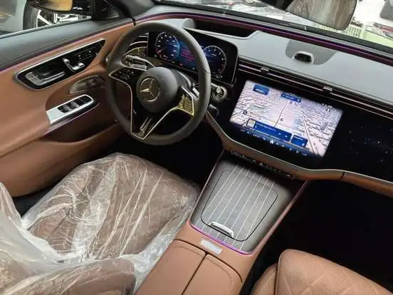 MERCEDES-BENZ-E 300-2025