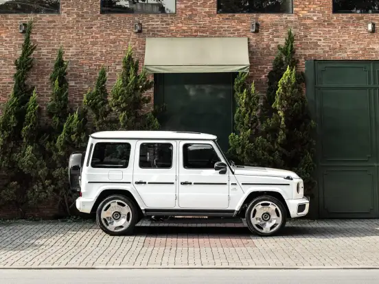 MERCEDES-BENZ-G 63 AMG-4.0 V8 BITURBO MHEV MANUFAKTUR 4MATIC SPEEDSHIFT MERCEDES-BENZ-G 63 AMG-2024