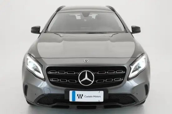 MERCEDES-BENZ-GLA 200-2018