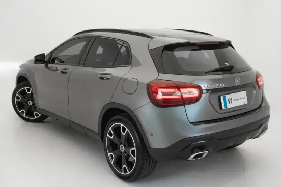 MERCEDES-BENZ-GLA 200-2018