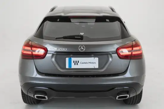 MERCEDES-BENZ-GLA 200-2018