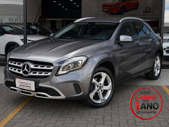 MERCEDES-BENZ GLA 200 1.6 CGI FLEX ADVANCE 7G-DCT