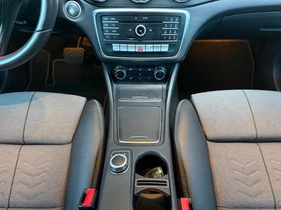 MERCEDES-BENZ-GLA 200-1.6 CGI FLEX STYLE 7G-DCT MERCEDES-BENZ-GLA 200-2019