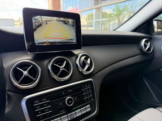 MERCEDES-BENZ-GLA 200-1.6 CGI FLEX STYLE 7G-DCT MERCEDES-BENZ-GLA 200-2019