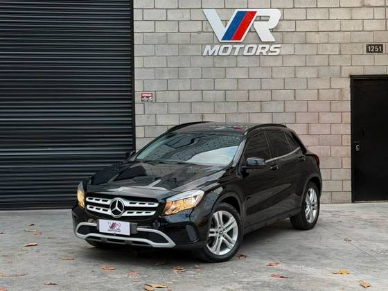MERCEDES-BENZ GLA 200 1.6 CGI FLEX STYLE 7G-DCT