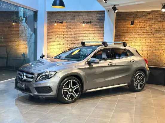 MERCEDES-BENZ-GLA 250-2017