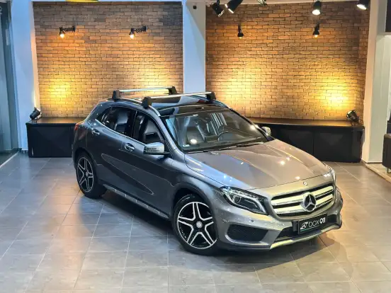 MERCEDES-BENZ-GLA 250-2017