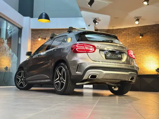 MERCEDES-BENZ-GLA 250-2017