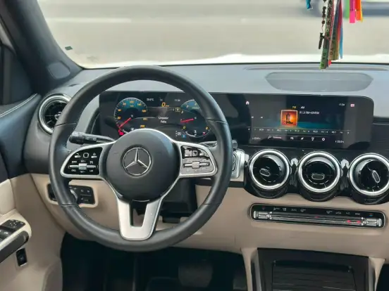 MERCEDES-BENZ-GLB 200-1.3 CGI GASOLINA ADVANCE 7G-DCT MERCEDES-BENZ-GLB 200-2021