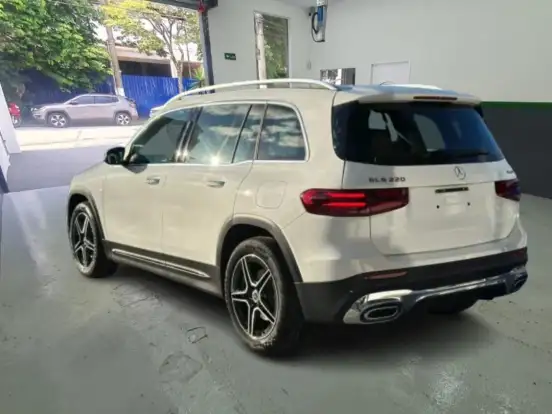 MERCEDES-BENZ-GLB 220-2.0 MHEV AMG LINE 4MATIC 8G-DCT MERCEDES-BENZ-GLB 220-2026