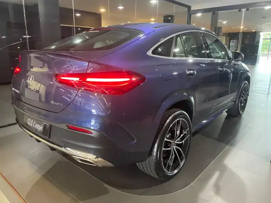 MERCEDES-BENZ-GLE 450d-2025