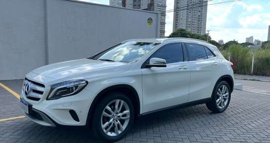 MERCEDES-BENZ-GLA 200-1.6 CGI STYLE 16V TURBO FLEX 4P AUTOMÁTICO MERCEDES-BENZ-GLA 200-2016