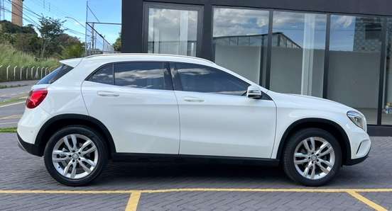 MERCEDES-BENZ-GLA 200-1.6 CGI STYLE 16V TURBO FLEX 4P AUTOMÁTICO MERCEDES-BENZ-GLA 200-2016