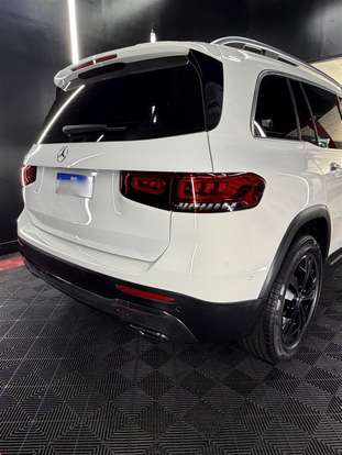MERCEDES-BENZ-GLB 200-2021