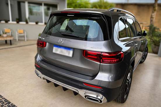 MERCEDES-BENZ-GLB 220-2025