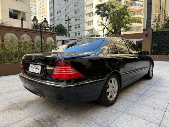 MERCEDES-BENZ-S 500-5.5 L SEDAN V8 GASOLINA 4P AUTOMÁTICO MERCEDES-BENZ-S 500-2000