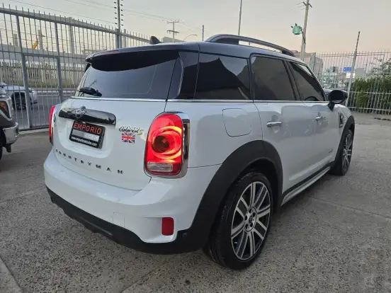 MINI-COUNTRYMAN-2020