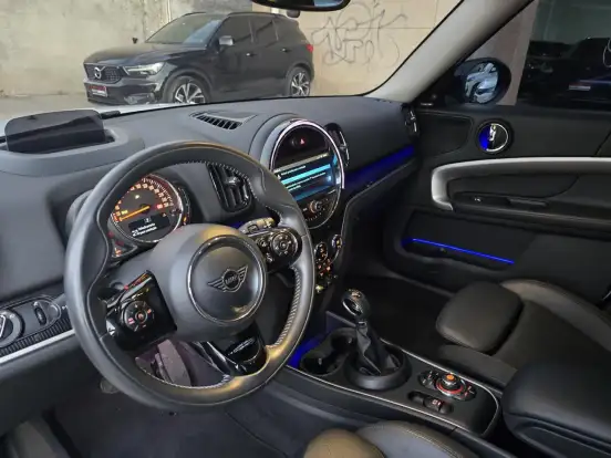 MINI-COUNTRYMAN-2020