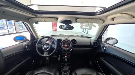 MINI-COUNTRYMAN-2015