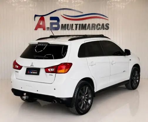 MITSUBISHI-ASX-2014