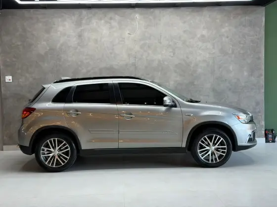 MITSUBISHI ASX 2.0 AWD 16V FLEX 4P AUTOMÁTICO MITSUBISHI ASX 2.0 AWD 16V FLEX 4P AUTOMÁTICO
