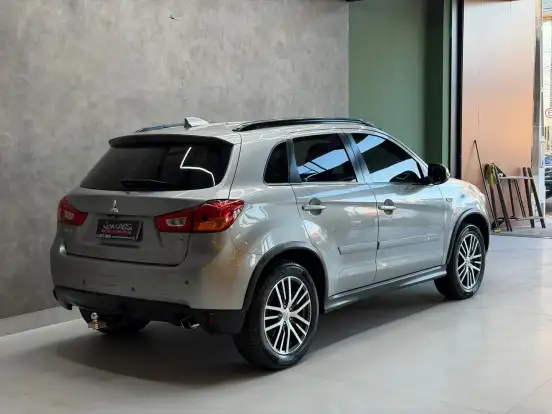 MITSUBISHI-ASX-2.0 AWD 16V FLEX 4P AUTOMÁTICO MITSUBISHI-ASX-2018