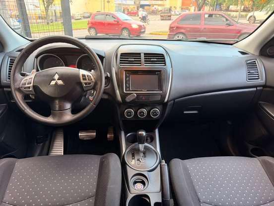 MITSUBISHI-ASX-2011
