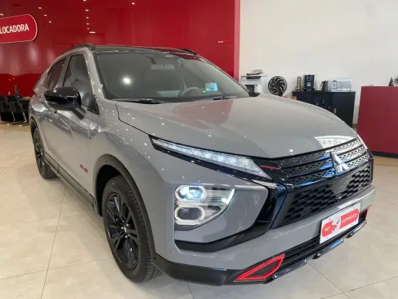 MITSUBISHI ECLIPSE CROSS 1.5 MIVEC TURBO GASOLINA HPE BLACK CVT MITSUBISHI ECLIPSE CROSS 1.5 MIVEC TURBO GASOLINA HPE BLACK CVT