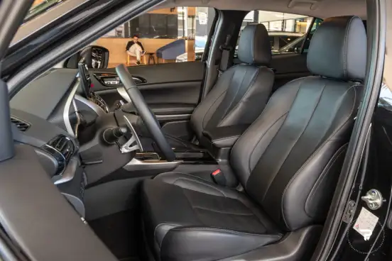 MITSUBISHI-ECLIPSE CROSS-2025