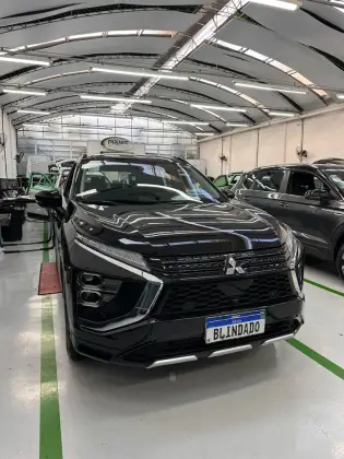 MITSUBISHI ECLIPSE CROSS 1.5 MIVEC TURBO GASOLINA HPE-S S-AWC CVT MITSUBISHI ECLIPSE CROSS 1.5 MIVEC TURBO GASOLINA HPE-S S-AWC CVT