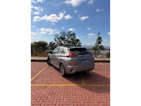MITSUBISHI-ECLIPSE CROSS-2024