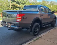 MITSUBISHI L200 TRITON 2.4 16V TURBO DIESEL OUTDOOR GLS CD 4X4 AUTOMÁTICO MITSUBISHI L200 TRITON 2.4 16V TURBO DIESEL OUTDOOR GLS CD 4X4 AUTOMÁTICO