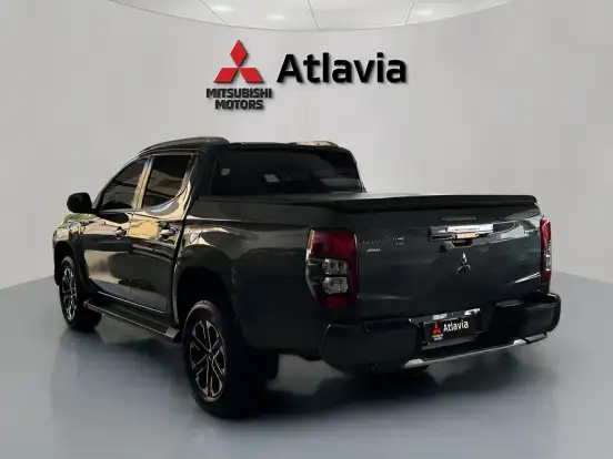 MITSUBISHI-L200 TRITON-2.4 16V TURBO DIESEL SPORT HPE-S CD 4P 4X4 AUTOMÁTICO MITSUBISHI-L200 TRITON-2024