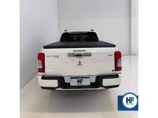 MITSUBISHI-L200 TRITON-2.4 16V TURBO DIESEL SPORT HPE CD 4P 4X4 AUTOMÁTICO MITSUBISHI-L200 TRITON-2024