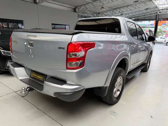 MITSUBISHI-L200 TRITON-2017