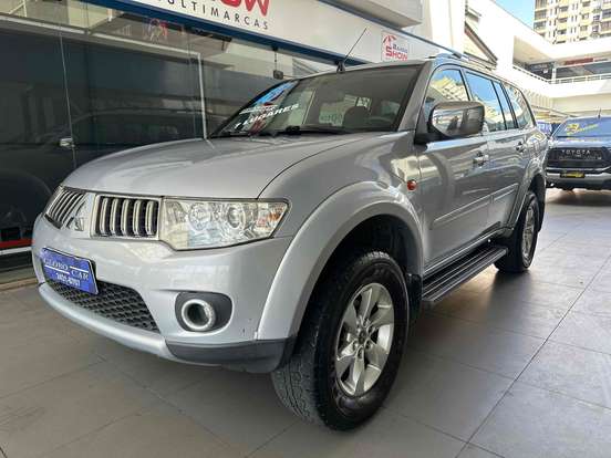 MITSUBISHI-PAJERO DAKAR-3.5 HPE 7 LUGARES 4X4 V6 24V FLEX 4P AUTOMÁTICO MITSUBISHI-PAJERO DAKAR-2012