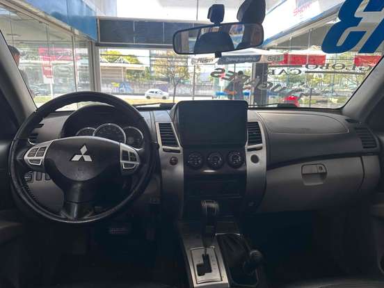 MITSUBISHI-PAJERO DAKAR-2012