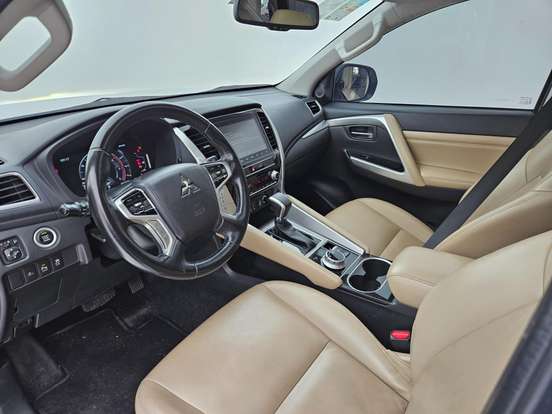 MITSUBISHI-PAJERO SPORT-2022