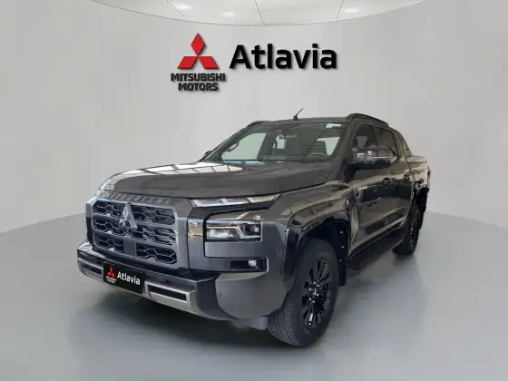 MITSUBISHI TRITON 2.4 BITURBO DIESEL CD KATANA 4X4 AUTOMÁTICO MITSUBISHI TRITON 2.4 BITURBO DIESEL CD KATANA 4X4 AUTOMÁTICO