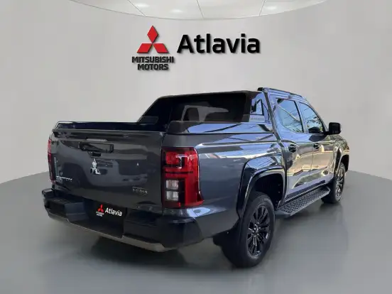 MITSUBISHI-TRITON-2.4 BITURBO DIESEL CD KATANA 4X4 AUTOMÁTICO MITSUBISHI-TRITON-2025