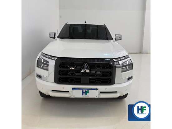 MITSUBISHI-TRITON-2.4 BITURBO DIESEL CD HPE-S 4X4 AUTOMÁTICO MITSUBISHI-TRITON-2025