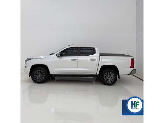 MITSUBISHI-TRITON-2025