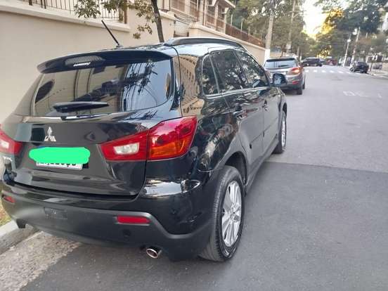 MITSUBISHI-ASX-2011