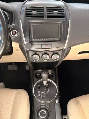 MITSUBISHI-ASX-2017