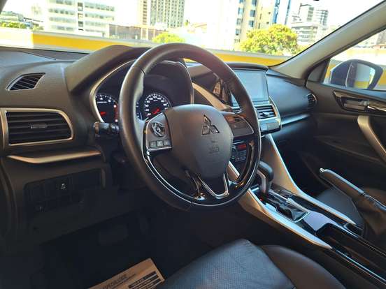 MITSUBISHI-ECLIPSE CROSS-2021