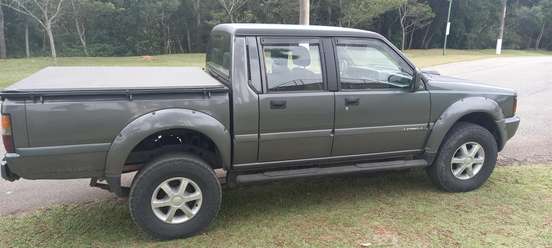 MITSUBISHI-L200-2001