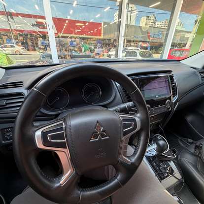 MITSUBISHI-L200 TRITON-2024
